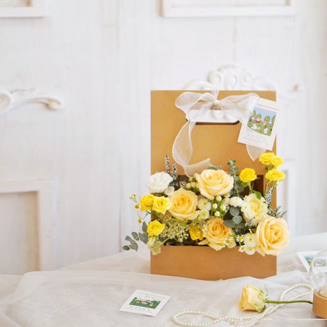 Wholesale organza wave flower ribbon with tiara streamer (5)